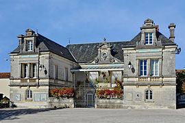 Segonzac, Charente httpsuploadwikimediaorgwikipediacommonsthu