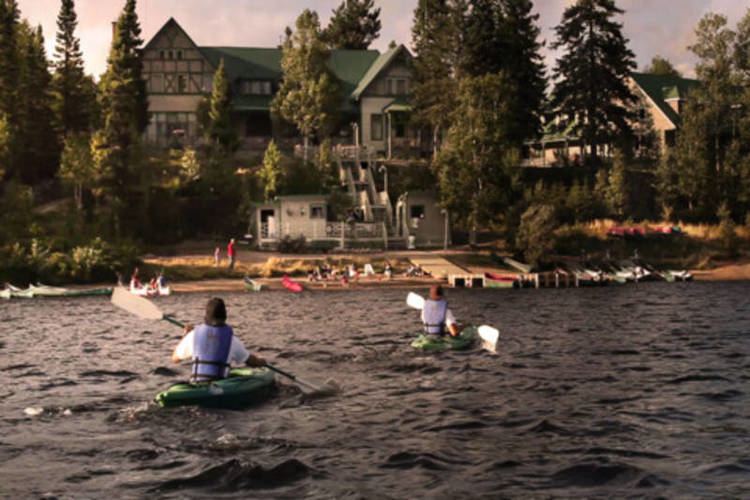 Seigneurie du Triton La Seigneurie Du Triton Outfitters Lacdouard Lodging Qubec