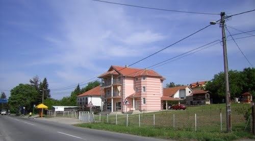 Selo Rakovica httpsmw2googlecommwpanoramiophotosmedium