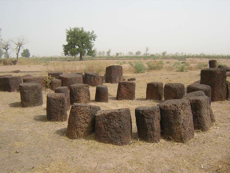 Senegambian stone circles SenegalGambian Ancient Civilization the Senegambian Stone Circles