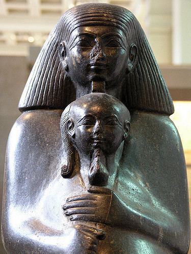 Senenmut Statue of Senenmut and Neferura 18th dynasty about 1480 B Flickr