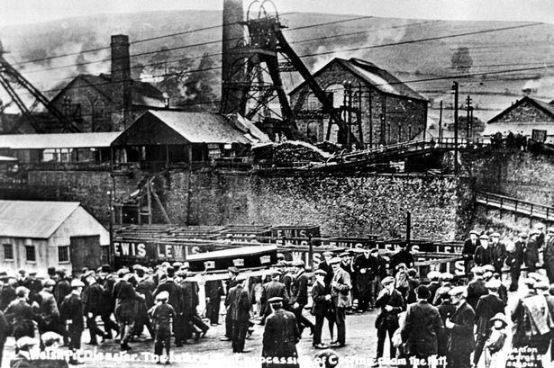 Senghenydd colliery disaster i4walesonlinecoukincomingarticle4752681eceA