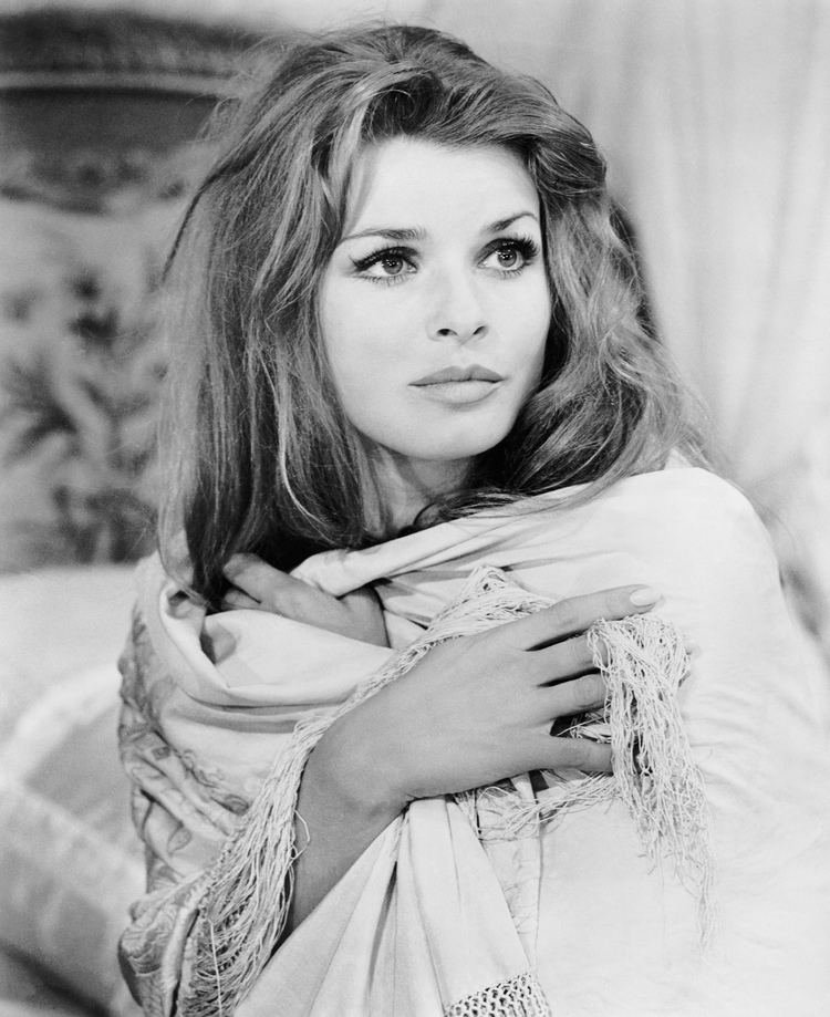 Senta Berger wwwdoctormacrocomImagesBerger20SentaAnnexA