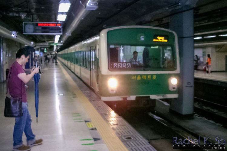 Seoul Subway Line 2 Seoul Subway Line 2 Seoul Metro 2000 Series 2 Flickr