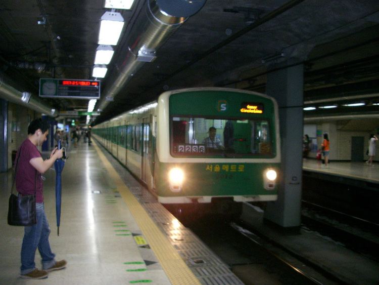 Seoul Subway Line 2 uploadwikimediaorgwikipediacommonscc7Seoul