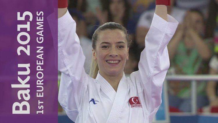Serap Özçelik Serap Ozcelik defeats Bettina Plank to win Gold Karate Baku 2015