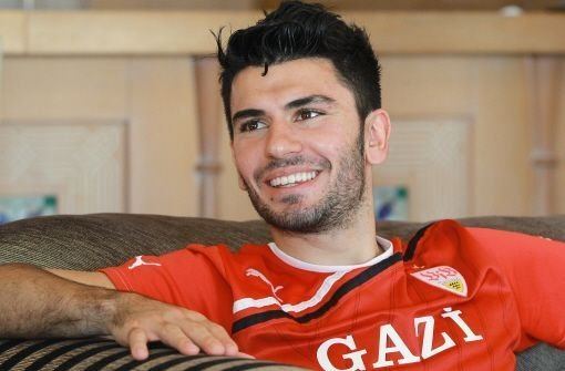 Serdar Tasci VfB Stuttgart Die schwere Mission des Serdar Tasci VfB