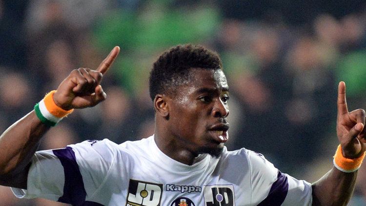Serge Aurier Transfer news Toulouse39s Serge Aurier eyes move abroad