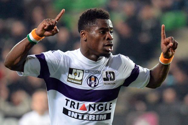 Serge Aurier Arsenal lining up Toulouse defender Serge Aurier as Bacary