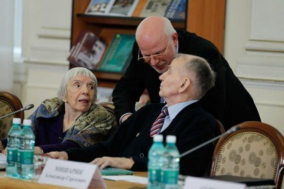 Sergei Alexeyev Sergei Alexeyev CoAuthor of Constitution Dead at Age 88