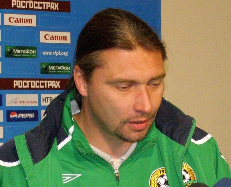 Sergei Ovchinnikov (footballer, born 1970)
