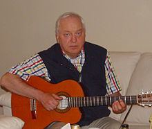 Sergey Nikitin (musician) httpsuploadwikimediaorgwikipediacommonsthu