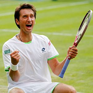 Sergiy Stakhovsky Sergiy Stakhovsky shocks Roger Federer in second round of Wimbledon