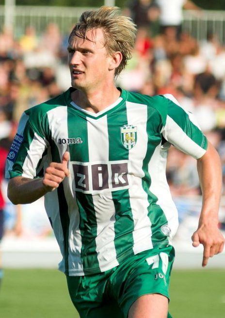 Serhiy Kuznetsov (footballer, born 1982) httpsuploadwikimediaorgwikipediacommons77
