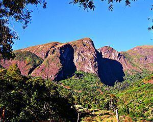 Serra do Caparaó httpsuploadwikimediaorgwikipediacommonsthu