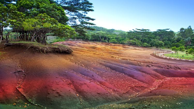 Seven Coloured Earths Seven Coloured Earth