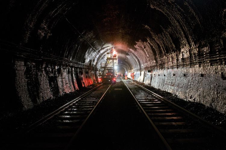 Severn Tunnel 130yearold Severn Tunnel to get railway upgrade