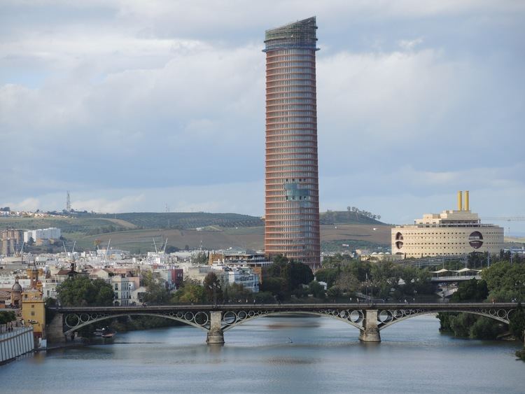 Sevilla Tower httpsuploadwikimediaorgwikipediacommonsdd