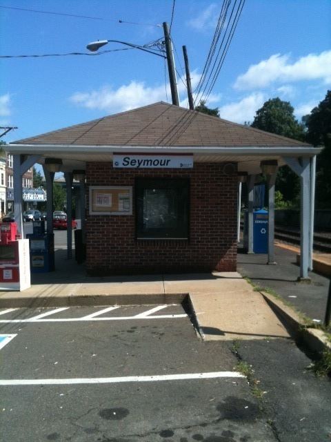 Seymour (Metro-North station)