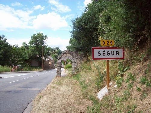 Ségur, Aveyron mw2googlecommwpanoramiophotosmedium43224276jpg
