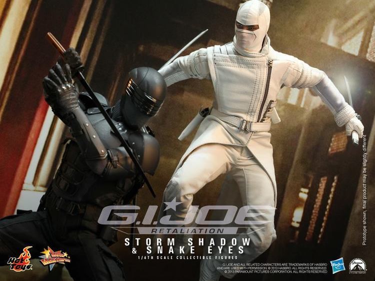 Shadows in the Storm movie scenes  scenes from the movie right away Hot Toys GI Joe Retaliation Storm Shadow leaping against Snake Eyes