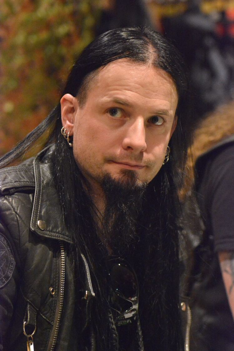 𝑯𝑬𝑨𝑽𝒀 𝑴𝑬𝑻𝑨𝑳Ⓒ on X: Stian Tomt Thoresen better known as ''Shagrath''  was born on November 18, 1976 in Akershus, Norway. He is the singer of the  Norwegian symphonic black metal band Dimmu