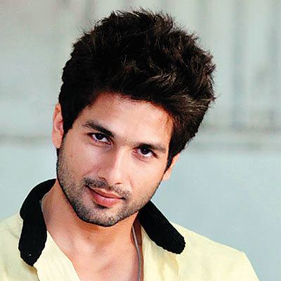 Shahid Kapoor Shahid Kapoor flies to Poland for 39Shaandar39s shoot