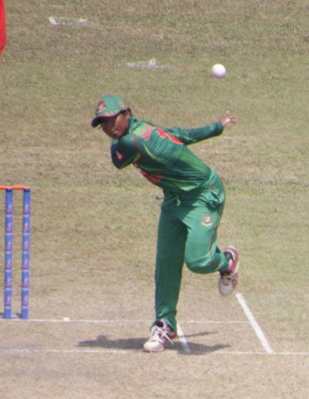Shaila Sharmin Shaila Sharmin bowling right and left handed for Bangladesh women