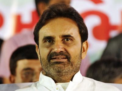 Shaktisinh Gohil Congress not averse to doing business with AAP hints