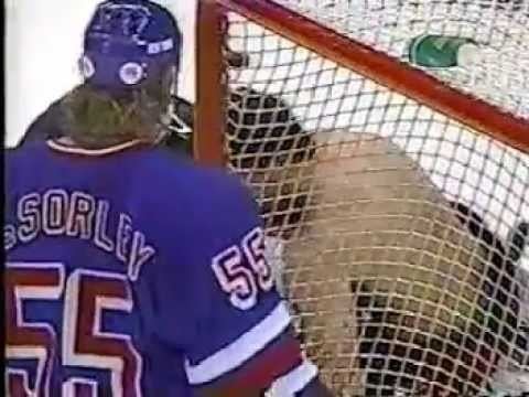 Shane Churla Shane Churla vs Todd Bertuzzi March 31 1996 YouTube