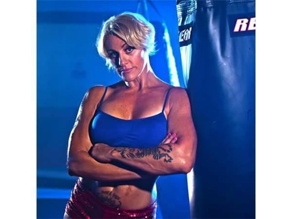 Shannon Hall Shannon Hall Knockout Artist fight ClubAmerican GladiatiorSriker