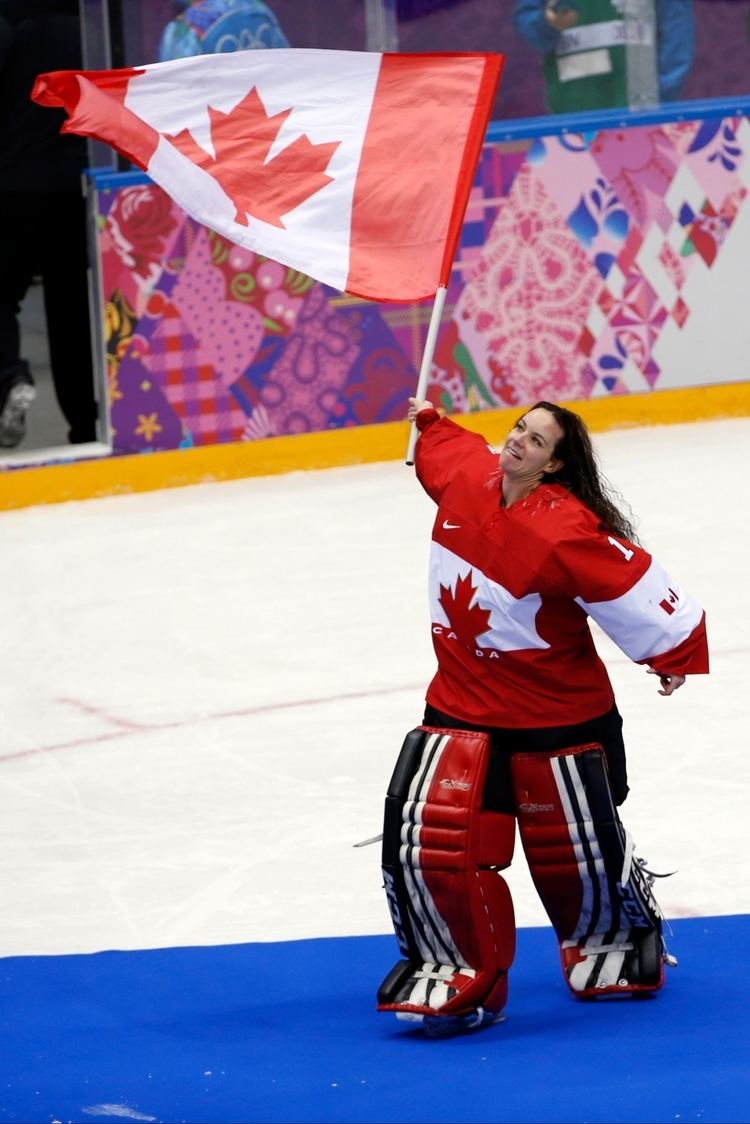 Shannon Szabados Women39s Olympic goaltender Shannon Szabados to sign with