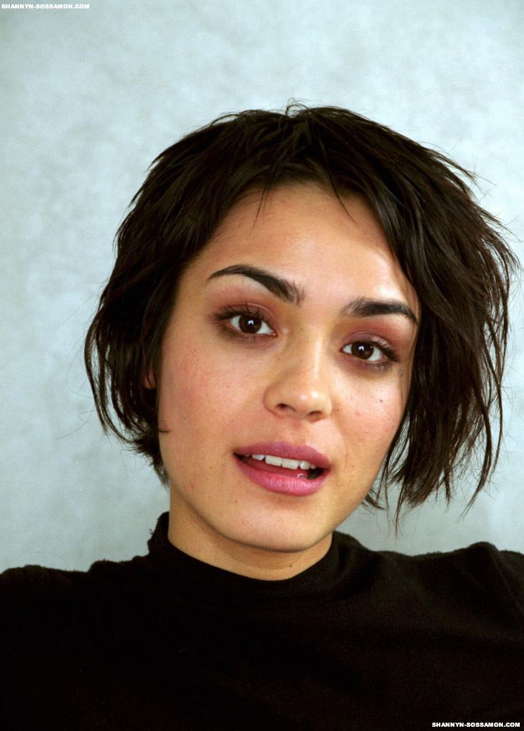 Shannyn Sossamon Husband: A Deep Dive Into Her Personal Life And ...