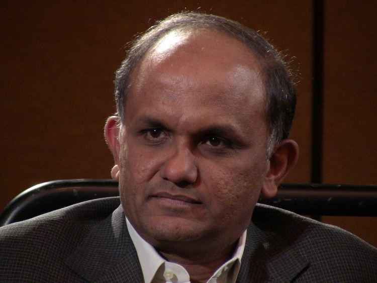 Shantanu Narayen httpsuploadwikimediaorgwikipediacommons77