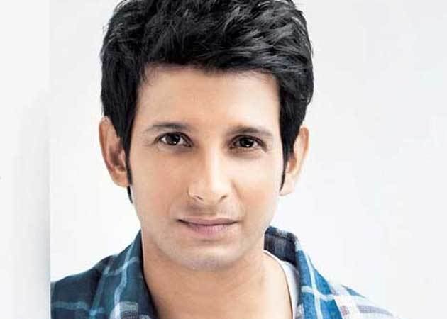 Sharman Joshi Now a legal notice to Sharman Joshi NDTV Movies