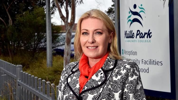 Sharon Knight (politician) I refuse to speak to Ballarat mayor says Sharon Knight The Courier
