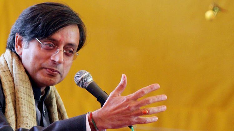 Shashi Tharoor He taught Indian politicians how to tweet A chastened Shashi