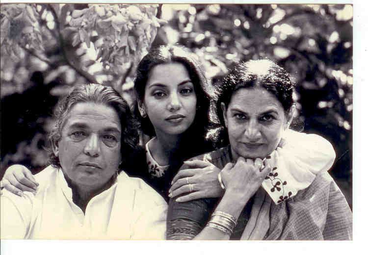 Shaukat Kaifi Kaifi Azmi Shabana Azmi Shaukat Kaifi InfoMark GLOBAL