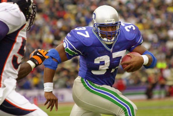 Shaun Alexander On this date Shaun Alexander selected in first round of NFL Draft