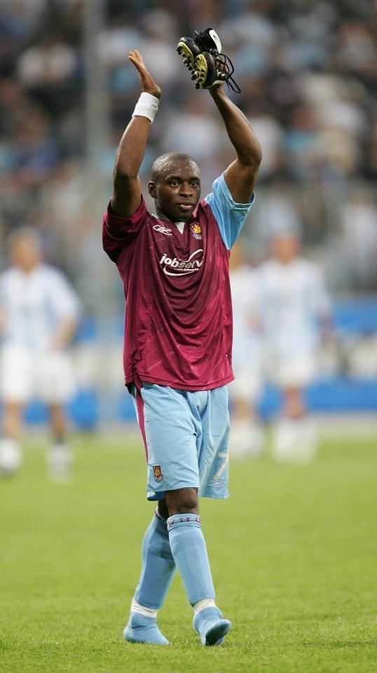 Shaun Newton Former Premier League and England Under21 star Shaun Newton hunted