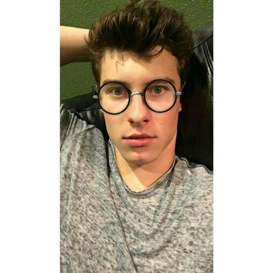Shawn Mendes 1523 best Shawn Peter Raul Mendes images on Pinterest Army