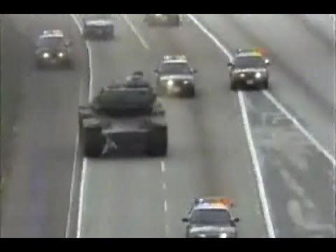 Shawn Nelson (San Diego Tank Rampage) Shawn Nelson goes on a Tank Rampage in San Diego 1995 YouTube