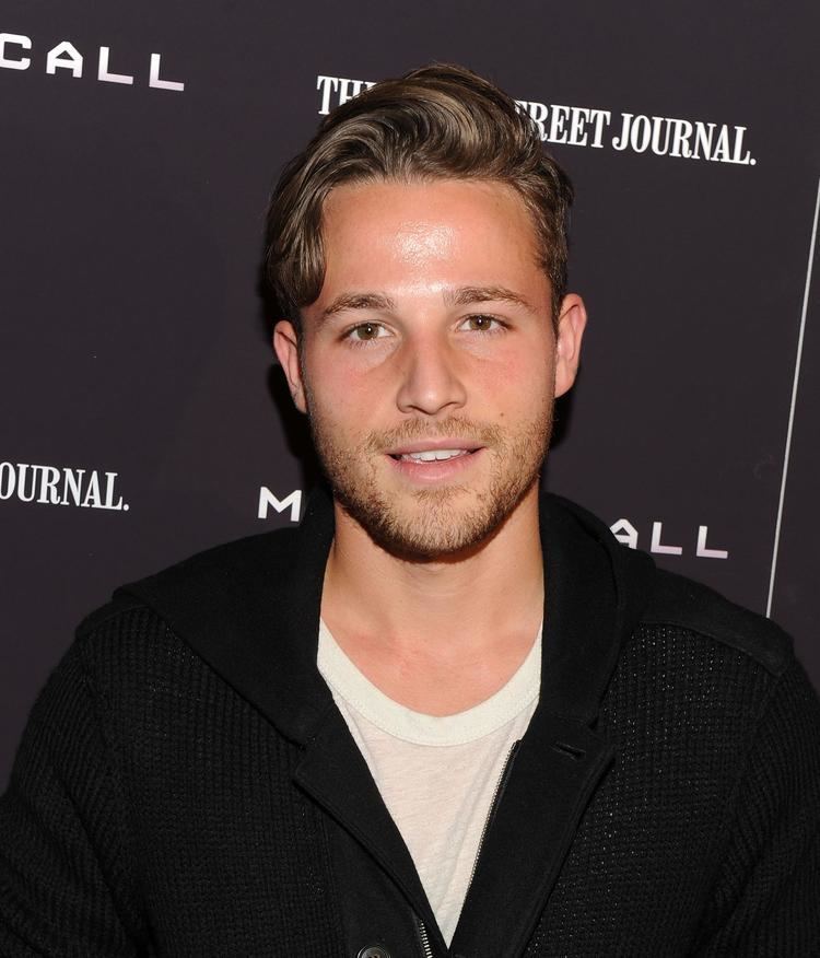 Shawn Pyfrom wwwmovpinscombigMV5BMTgwNjE5NjYxNl5BMl5BanBnXk