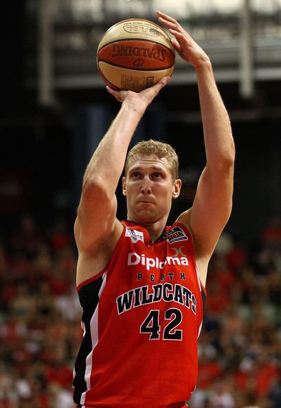 Shawn Redhage Shawn Redhage Photos NBL Rd 23 Perth v Cairns Zimbio