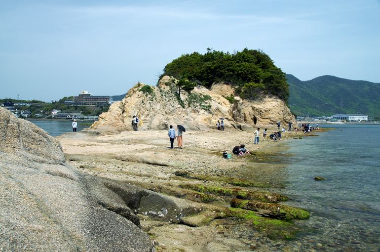 Shōdoshima httpsuploadwikimediaorgwikipediacommonsee