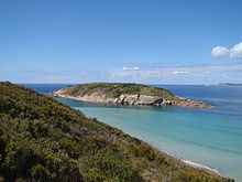 Shelter Island (Western Australia) httpsuploadwikimediaorgwikipediacommonsthu