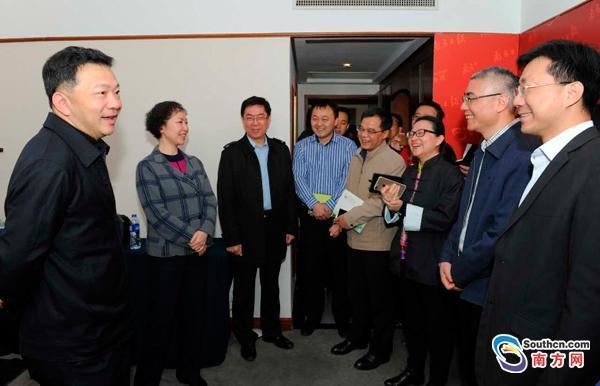 Shen Haixiong Shen Haixiong visited Nanfang Media Groups Two Sessions reporting