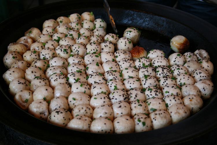 Shengjian mantou Sheng jian bao or panfried dumpling from Old Shanghai Flickr