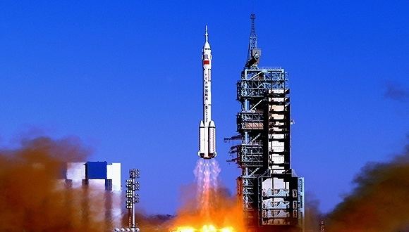 Shenzhou 11 Why will Shenzhou11 carry only two astronauts to space People39s