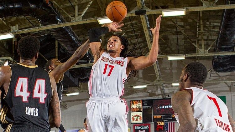 Sherwood Brown FGCUs Sherwood Brown Highlights with Maine Red Claws YouTube